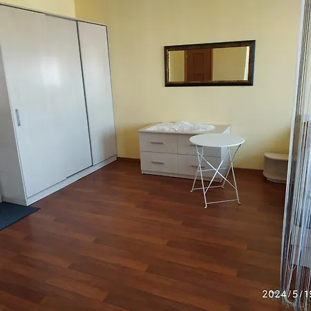 Small Family Butas *